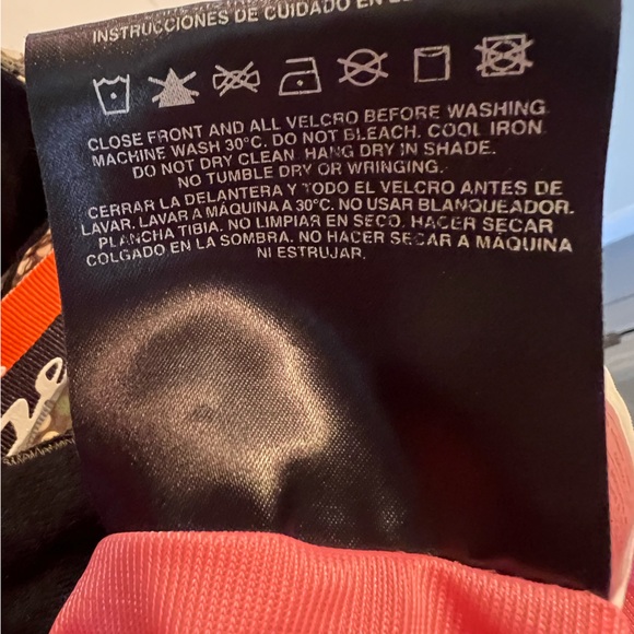 SECTION snow pants, olive green w/ white and tan dots, orange & pink accents, XL - Picture 8 of 12